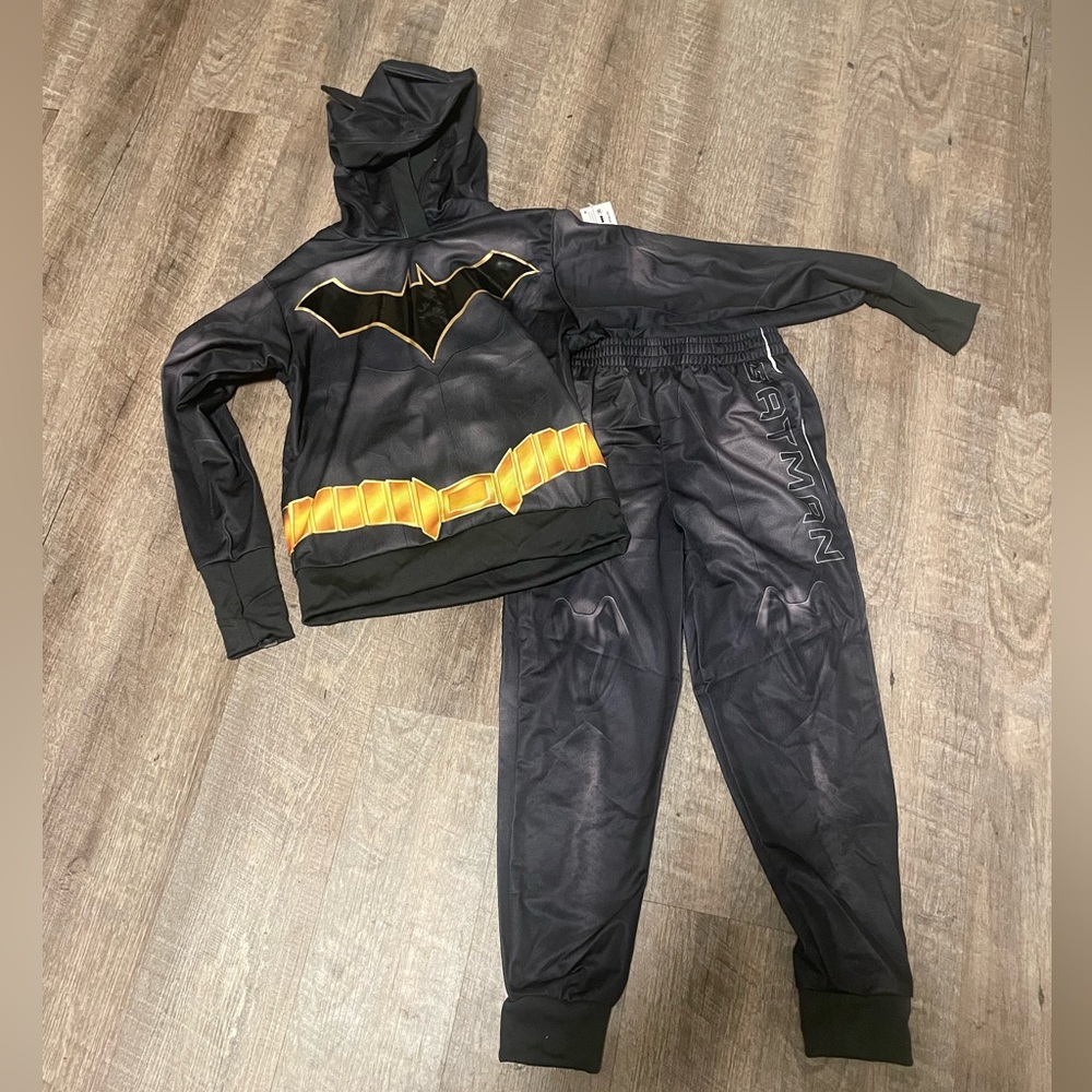 DC Batman 2 piece Halloween costume size M/8